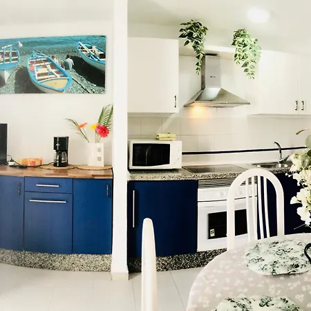Apartment Florencia, With Pool & Wifi In Puerto Del Carmen Puerto del Carmen  Exterior photo