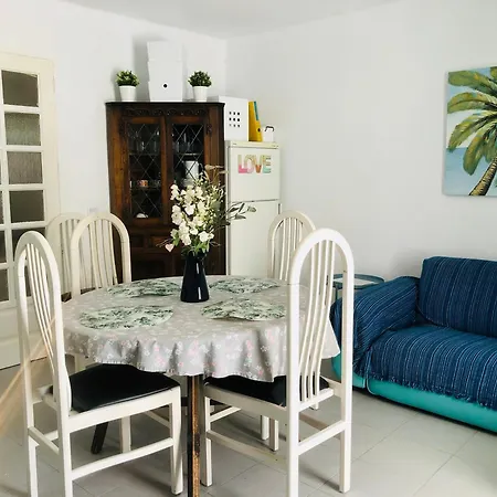 Apartment Florencia, With Pool & Wifi In Puerto Del Carmen Puerto del Carmen  Exterior photo